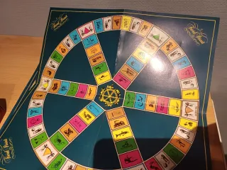 Trivial Pursuit Conèixer Catalunya El Periódico