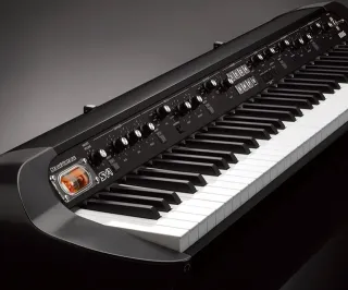 Korg SV-1 88 Piano Vintage + Accesorios