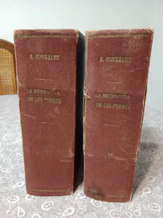 Dos libros antiguos de la hermanita de los pobres