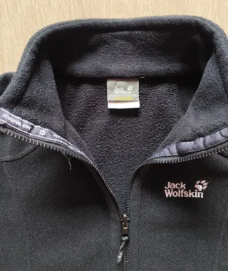 Chaqueta Forro polar Jack Wolfskin negra
