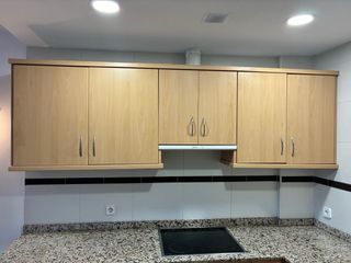 Cocina completa madera y granito