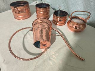 Juego cobre: regadera y cubremacetas