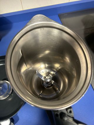 Thermomix TM21 con accesorios y manual