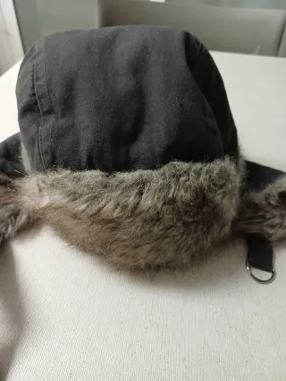 Gorro de invierno con orejeras