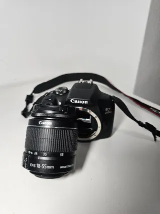 Canon EOS 2000D + Objetivo EF-S 18-55mm f/3.5-5.6