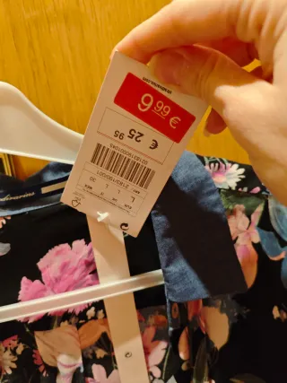 Camisa Stradivarius flores sin estrenar