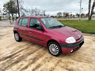Renault Clio 2001