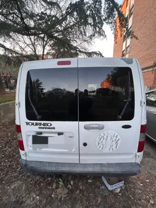 Ford Tourneo Connect 2004