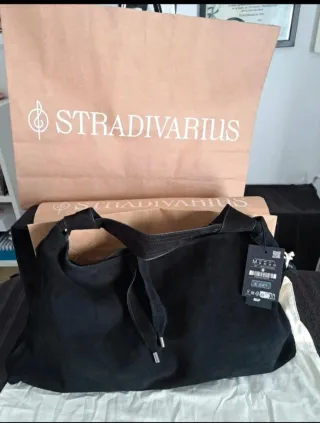 Bolso Piel negro Stradivarius