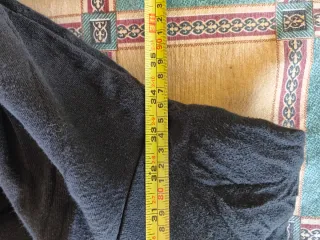 Chaqueta bomber negra y gris