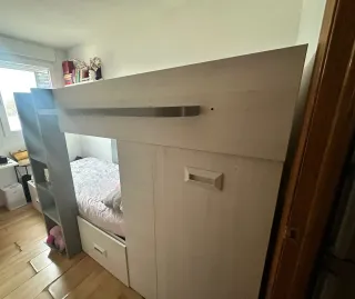 Cama tren con cajones y armario