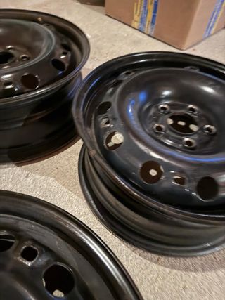 Llantas R15 (Juego de 4)