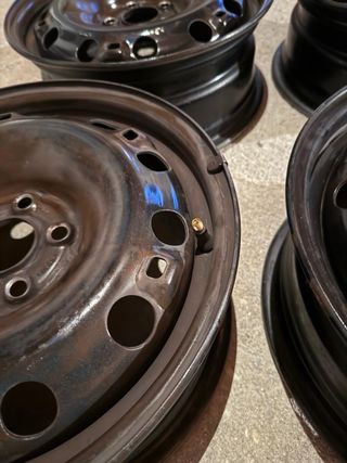 Llantas R15 (Juego de 4)