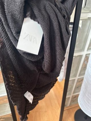 Top Zara Negro Asimétrico