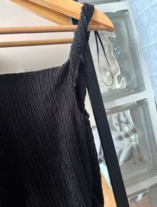 Top Zara Negro Asimétrico