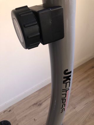 Bicicleta Estática JKFitness Tekna 1655