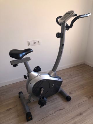 Bicicleta Estática JKFitness Tekna 1655