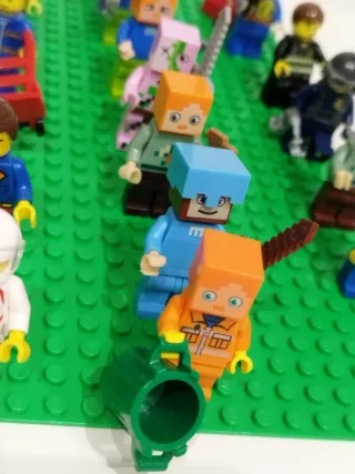 Lote de Figuras Lego