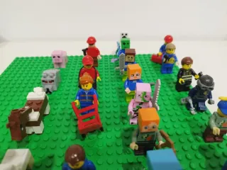 Lote de Figuras Lego