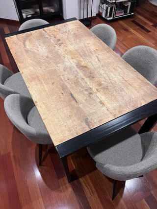 Mesa de comedor madera y metal