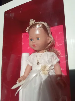 Muñeca Comunión antigua Arias en caja precintada