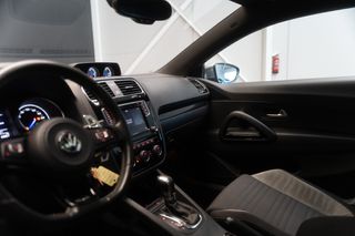 VOLKSWAGEN SCIROCCO R