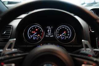 VOLKSWAGEN SCIROCCO R