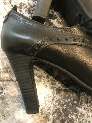Zapatos tipo inglés tacón negros