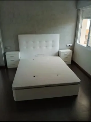 Canapés y colchones nuevos