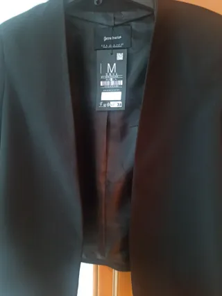 Americana crop Stradivarius M sin estrenar