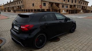 Mercedes A45 AMG