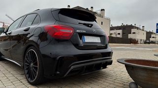 Mercedes A45 AMG