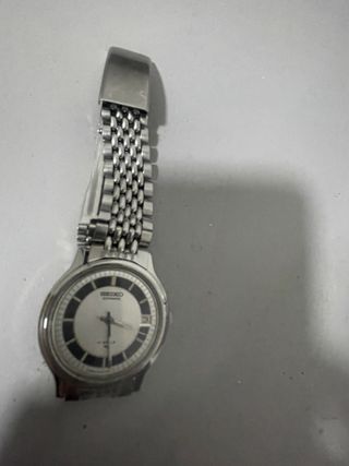 Reloj Seiko Automático Plata y Blanco
