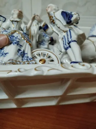 Figura de porcelana Carruaje