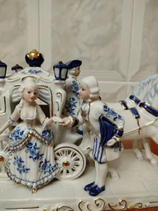 Figura de porcelana Carruaje