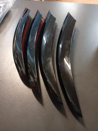 Embellecedores Coche Mercedes Negro Brillante