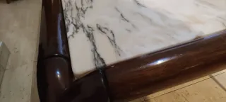 Mesa baja mármol y madera