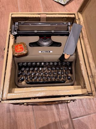 Macchina da scrivere Lettera 22 Primissima serie
