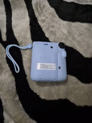Cámara Instax Mini 12 Azul Casi Nueva