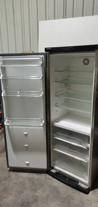 Nevera Liebherr KSBes 3640 BioFresh Acero Inox