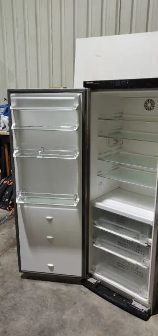 Nevera Liebherr KSBes 3640 BioFresh Acero Inox