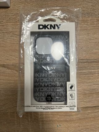 Funda iPhone 14 Pro DKNY