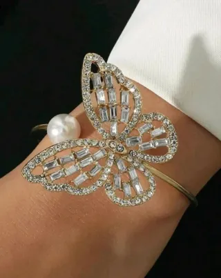 Conjunto bisutería "Mariposas" Pulsera + llavero.