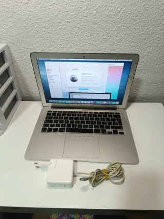 MacBook Air 2012 Plata