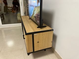 Mueble TV madera y metal