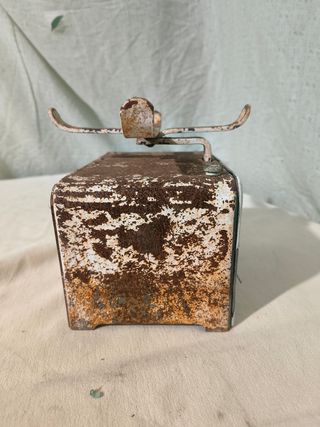 Balanza de cocina Helvetia antigua