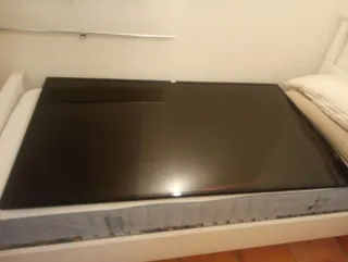 Televisión Negra 65 pulgadas NO HAGO ENVIO