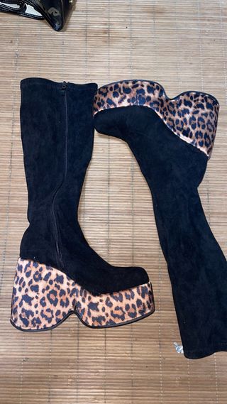 Botas altas leopardo negras