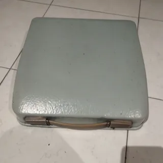 Macchina da scrivere Hermes Baby