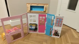 Casa Barbie y Coche Rosa